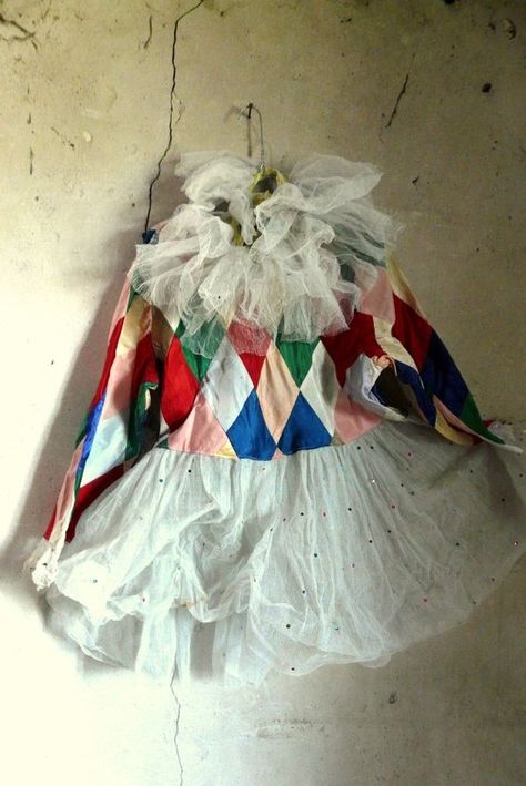 Antique Frence harlequin dress costume antique gauze tulle tutu and collar Vintage Circus Clown Costume, Harlequin Costume Vintage, French Clown Costume, Vintage Clown Costume Women, Carnival Costumes Diy, Circus Costume Ideas, Retro Halloween Costumes, Clown Costume Ideas, Pierrot Clown Costume