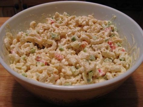 Hellmann's Classic Macaroni Salad  my tried and true macaroni salad that I made for years with some changes like peas and cheese. YUMMY Macaroni Salades, Hellmans Macaroni Salad, Classic Macaroni Salad Recipe, Macaroni Salads, Salad Macaroni, Suddenly Salad, Classic Macaroni Salad, Salad Box, Macaroni Salad Recipe