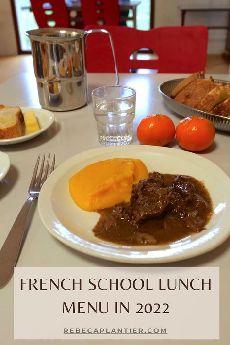 French Meals Traditional, French Lunch Ideas, French School Lunch, Elementary School Lunch, French Lunch, School Lunch Menu, Daycare Meals, Desk Lunch, School Menu