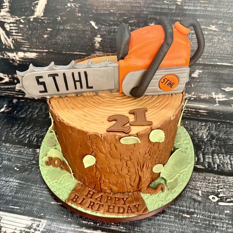 || HAPPY BIRTHDAY || Josh turned 21 and the lovely Megan contacted me to order a special birthday cake for him. The wooden log was vanilla cake with vanilla and chocolate buttercream filling and the chainsaw was made using @saracinodolci. . @renshawbaking @thesugarpaste @the_cake_decorating_co @pmecake @belcolade_uk @sharpedgesmoother @profroster @rainbow_dust_colours @saracinodolci . #kent #ashfordkent #cakesinkent #baketothefuture #baketothefuturebylou #cake #cakecompany #cakede... Cake For Him, Special Birthday Cake, Special Birthday Cakes, Birthday Cake For Him, Buttercream Filling, Wooden Log, Chocolate Buttercream, Special Birthday, Chainsaw