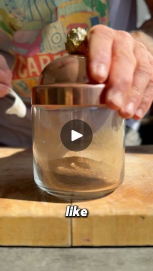 6.9K views · 94 reactions | Dandelion Root Coffee ☕️ WILD EATS EP 7 🌿 Would you try this? This is the most amazing caffeine free alternative to coffee and is so easy to make, not to mention that dandelion root is so widely available and has amazing benefits for digestion, liver and kidney function 💚 This genuinely smelt amazing when it was roasting! Full recipe link in bio 🙌#foraging #foragedfood #dandelionroot #WildEats #foraged #dandelioncoffee | The Happy Pear | Sol Rising · Gratitude Dandelion Root Coffee, Alternative To Coffee, Dandelion Coffee, Kidney Function, Foraged Food, Dandelion Root, Caffeine Free, Smells Amazing, You Tried