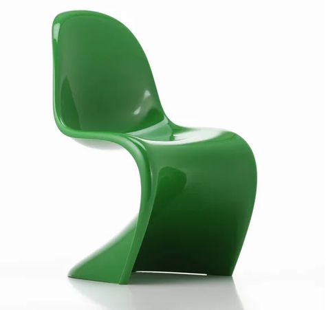 19 Famous Mid Century Furniture Designers You Need To Know Famous Chair, Chair Classic, Panton Chair, Vitra Design, Iconic Chairs, Iconic Furniture, Verner Panton, Design Icon, Plastic Chair