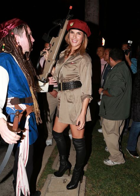 Pin for Later: Rande Gerber and Cindy Crawford Host the Ultimate Star-Studded Halloween Bash Elisabetta Canalis as Che Guevara Rande Gerber, Celebrity Halloween Costumes, Women Costumes, Halloween Bash, Fantasias Halloween, Friend Goals, Cindy Crawford, Best Friend Goals, Star Studs