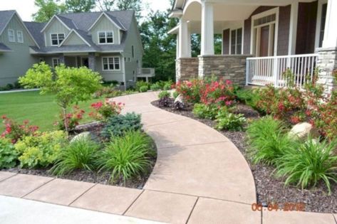 Front yard design ideas on a budget 26 Sidewalk Landscaping, Front Lawn Landscaping, Front Yard Design, Front Landscaping, Front Lawn, Front House Landscaping, Front Yard Garden, Yard Design, Landscaping Tips