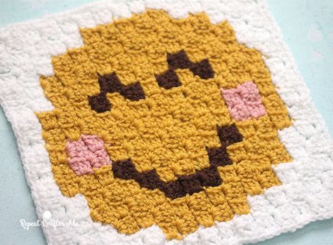 Crazy Face, Kiss Emoji, Repeat Crafter Me, Heart Blanket, Face Emoji, Trendy Crochet, C2c Crochet, Hand Crochet Baby Blanket, Manta Crochet