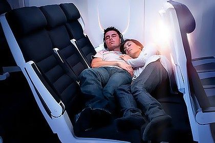 Airplane Bed, Sleeping On A Plane, Plane Seats, Airplane Seats, Economy Seats, Sleeping Hacks, Airline Seats, Best Airlines, Ways To Sleep