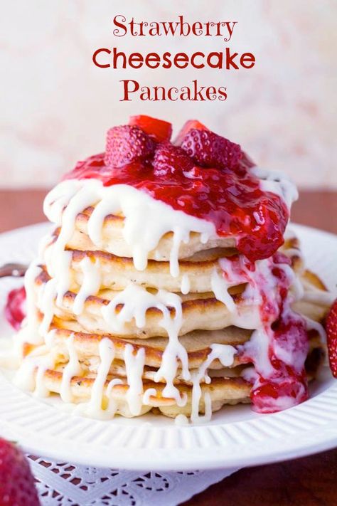 Strawberry Cheesecake Pancakes, Cheesecake Pancakes, Banana Bread Pancakes, Bread Pancakes, Breakfast Sweets, What's For Breakfast, Breakfast Pancakes, Pancakes And Waffles, Breakfast Brunch Recipes