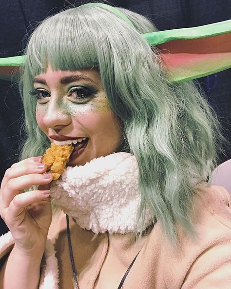 I GOT THE NUGGIES YALL . Honestly might be the best tasting chicky nuggies ever.  _____ #cosplay #babyyoda #babyyodacosplay #babyyodamemes #themandalorian #themandaloriancosplay #starwars #starwarscosplay Baby Yoda Makeup, Yoda Makeup, Yoda Costume, House Gym, Diy Costumes Kids, Costume Makeup, Diy Costumes, Be The Best, Playing Dress Up