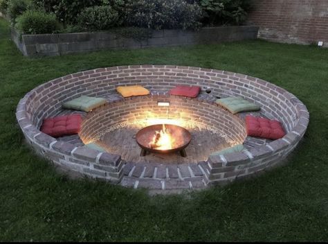 Underground Fire Pit, Sunken Fire Pit, Outdoor Fire Pit Seating, Outdoor Fire Pit Area, Sunken Patio, Sunken Fire Pits, Brick Fire Pit, Outdoor Fire Pit Designs, Fire Pit Landscaping