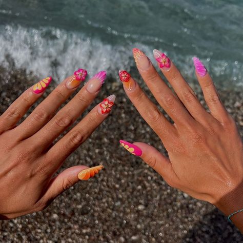 BEE | Tropical Galore 🌺🧡🌼🩷🌸 Inspo @pommepedour_ldn Using @functionofvex Super Sculpt @madam_glam Clear Builder Gel & Gel Polish… | Instagram Sculpting Gel Nails, Madam Glam, Gel Polish, Nail Inspo, Gel Nails, Nail Art, Nails