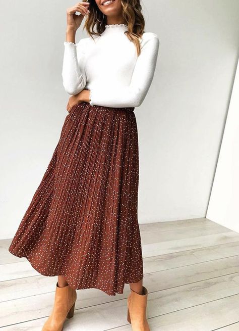 4d6e4749289c4ec58c0063a90deb3964desc47787700ri Rok Midi, Womens Long Skirt, Pleats Pattern, Look Office, Pleated Maxi Skirt, Long Skirts For Women, Empire Dress, Styl Boho, Pleated Maxi