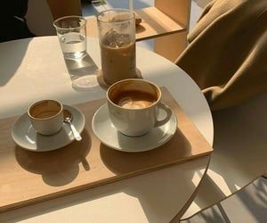 Coffee Shop Aesthetic, Cups Of Coffee, Cream Aesthetic, Aesthetic Coffee, Beige Aesthetic, Brown Aesthetic, Coffee Cafe, Puddings, Cafe Food