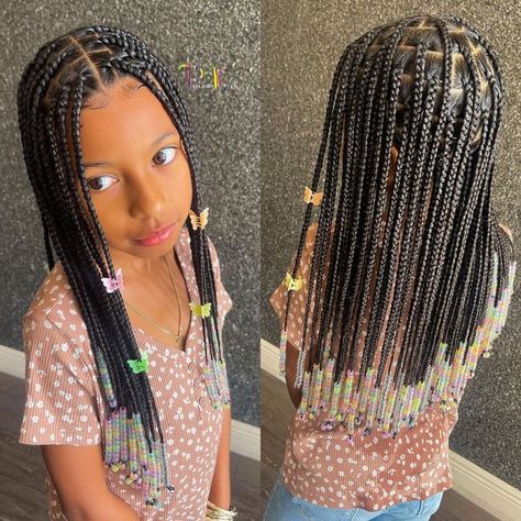 ✨ Precious kids ✨ on Instagram: "Princess Nina 🧚🏽‍♀️. Small/Medium KNOTLESS with PASTEL Clear beads & 🦋 Accessories 😍. GORGEOUS! • • • • • • •" Knotless Beads Hairstyles, Small Knotless With Beads, Small Medium Knotless, Knotless With Beads, Knotless Beads, Dolly Hair, Beads Hairstyles, Medium Knotless, Small Knotless