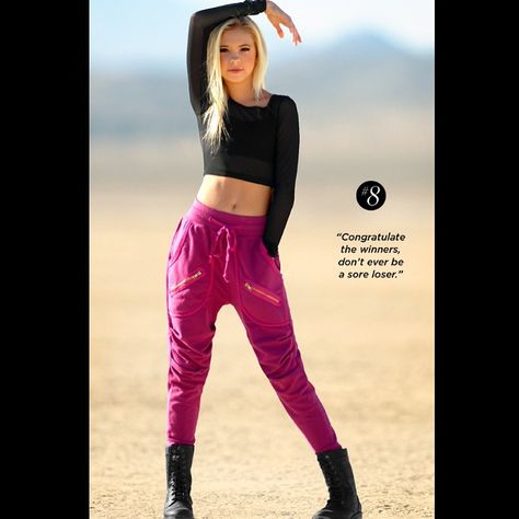 Hip Hop Dance Photography, Hip Hop Dance Poses, Dance Lifestyle, Dance Costumes Hip Hop, Hip Hop Costumes, Dance Picture Poses, Dance Photo Shoot, Hip Hop Dancer, Dance Photography Poses