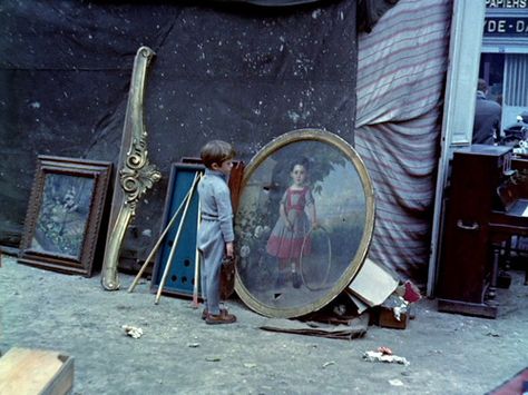 Le Ballon, Red Balloon, Through The Looking Glass, Vintage Photos, Photography Inspiration, Brave, A Man, Fairy Tales, Art Photography