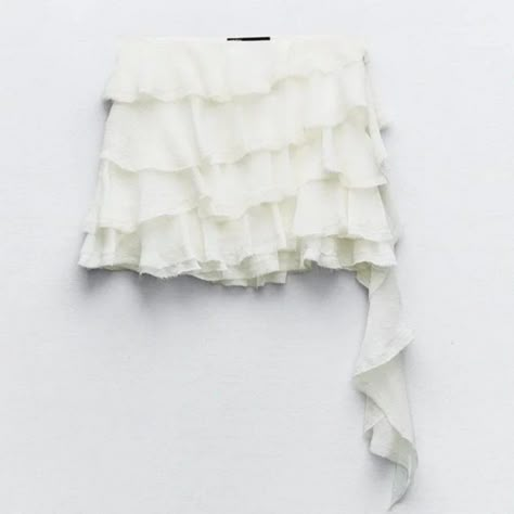 New With Tag Zara S/S 2024 Collection Mini Skirt With A Mid Waist. Ruffle Detail And Self-Bow At Side. Matching Interior Lining. Hidden In-Seam Zip Closure. Oyster-White 7200/407 Composition: Outer Shell 100% Polyester Lining 100% Polyester Which Has At Least: Outer Shell 100% Rcs-Certified Recycled Polyester Clothing Care Guide: Machine Wash Max. 30c/86f Delicate Cycle Do Not Use Bleach / Whitener Iron Maximum 110c/2300f Do Not Dry Clean Low Temperature Dryer May Be Used Dance Concert, Ruffled Mini Skirt, Zara Skirt, Oyster White, Summer Closet, Ruffle Mini Skirt, Zara Skirts, Milk Makeup, Zara White