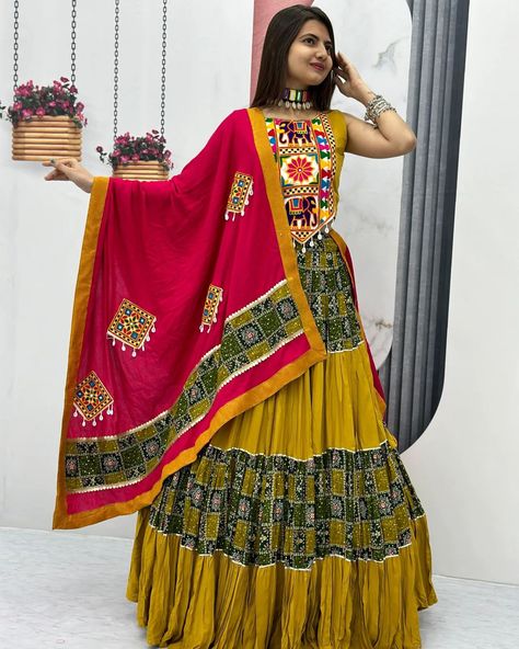 🥢💃🏿�👗💌 Introducing Our Navratri Special! 👗💌🥢💃🏿 Elevate your festive style with our pure cotton lehenga choli, featuring a stunning 9-meter flair that ensures a dramatic and elegant silhouette. Perfect for celebrating Navratri in style and grace. #weareffortlessly #NavratriFashion #CottonLehenga #BigFlair #FestiveWear #ElegantCholi #CelebrationReady #TraditionalStyle #GlamorousAttire 👗Choli👗 ▪️Fabric:- Pure Cotton ▪️Work:- Heavy Gamathi work ▪️Inner:- Micro Cotton ▪️Cups:- Yes ▪️Size:- M upt... Navratri Chaniya Choli Traditional, Navratri 2024, Navratri Lehenga, Kids Lehenga Choli, Sambalpuri Saree, Cutwork Saree, Gota Patti Saree, Kids Ethnic Wear, Cotton Lehenga