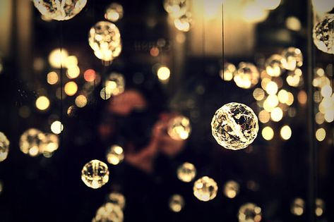 https://flic.kr/p/totwB7 | large (29) Picture Christmas Ornaments, Christmas Tumblr, Header Tumblr, Timeline Covers, Fb Covers, Facebook Cover Photos, Laptop Wallpaper, Christmas Pictures, Light Photography