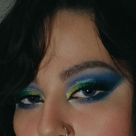 Blue Green Eyeshadow Looks, Blue Green Makeup Look, Blue And Yellow Eyeshadow Looks, Blue And Green Eyeshadow Looks, Blue And Green Makeup Looks, Green And Blue Eyeshadow Looks, Yellow And Blue Eyeshadow, Green And Blue Makeup, Blue And Green Eyeshadow