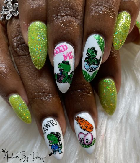 Lime green glitter acrylic nails with white accent nails with comic strip style dinosaurs dancing and drinking boba teas Dino Nails Art, Dino Nails, Dinosaur Nails, Dancing Dino, Dancing Dinosaur, Halloween Acrylic, Halloween Acrylic Nails, Winter Nails Acrylic, Nail Tutorials