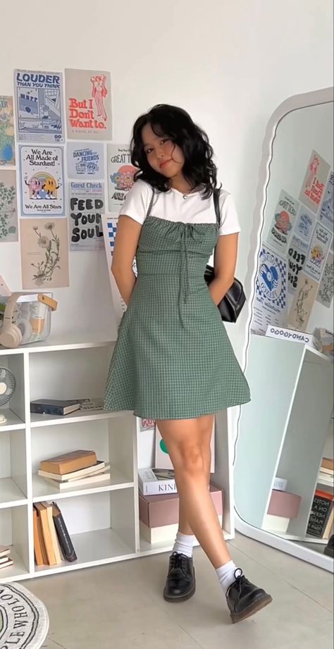 Cute Back To School Outfits, Korean Aesthetic, Cute Summer Dresses, Aesthetic Summer, Back To School Outfits, School Outfits, Ootd, Summer Dresses, Mirror