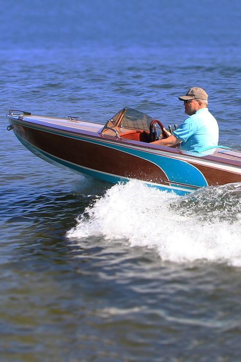 The 11’ Squirt runabout was the biggest boat Art Atkinson could build in his basement, but it didn’t come up short on the performance it delivered. He gives us a good look at this offering from Glen-L. #smalboats #boatbuilding #outboard #motorboats #woodenboats #speedboats #boats #glen-L #runabout Popular Mechanics Diy, Thigh Master, Boat Ideas, Diy Boat, Chris Craft, Vintage Boats, Wood Boats, Bigger Boat, Boat Art