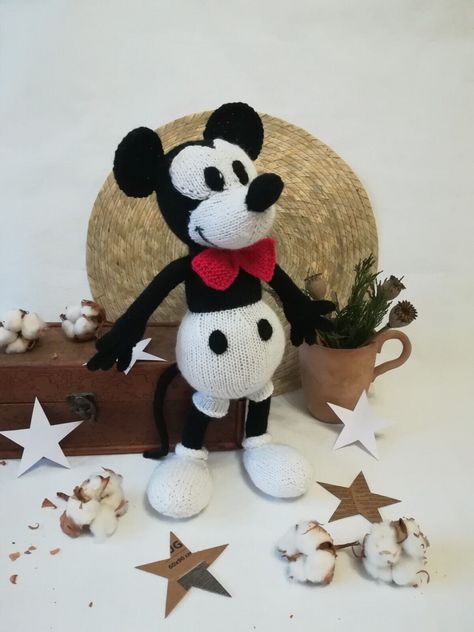 Mouse Pattern Free, Mouse Knitting Pattern, Mickey Mouse Pattern, Mickey Mouse Toys, Mouse Pattern, Mouse Toy, Steamboat Willie, Popular Toys, Cardigan Pattern