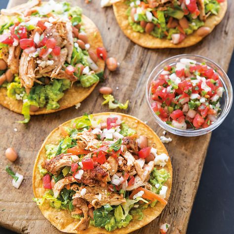 Tangy Slaw, Tostada Recipes, Chicken Tostadas, Tender Chicken, Läcker Mat, Mexican Dishes, Shredded Chicken, Williams Sonoma, Empanadas