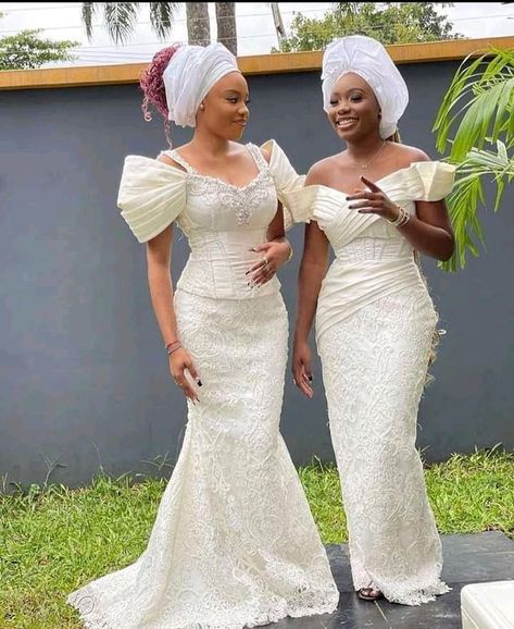 Aso Ebi Lace Styles African Weddings, Aso Ebi Lace, Lace Dress Classy, Aso Ebi Lace Styles, African Party Dresses, Bride Sister, Lace Gown Styles, African Inspired Clothing, Aso Ebi Styles