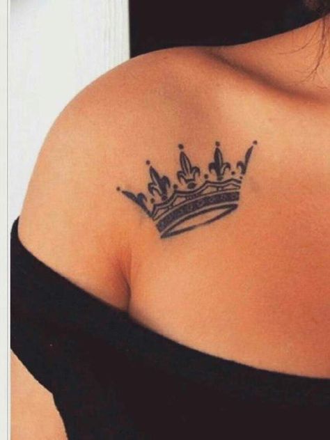 Myth Tattoo, Yin Yang Tattoo Designs, Crown Tattoos For Women, Lovers Tattoo, Yin Yang Tattoo, Tattoo Diy, Yang Tattoo, Crown Tattoo Design, Best Tattoos For Women