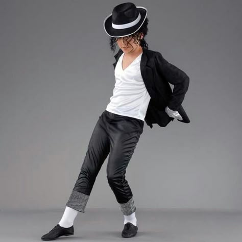 Michael Jackson Kids Costume, Michael Jackson Halloween Costume, Michael Jackson Halloween, Pop Star Fancy Dress, Michael Jackson Party, Michael Jackson Costume, Michael Jackson Outfits, 40s Mode, Party City Costumes