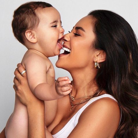 Shay Mitchell on Instagram: “A love like this. Thank you @thecollectiveyou for capturing this moment ❤️” Sleep Training Baby, Second Pregnancy, Get Pregnant, Shay Mitchell, Newborn Shoot, First Pregnancy, Prenatal, Getting Pregnant