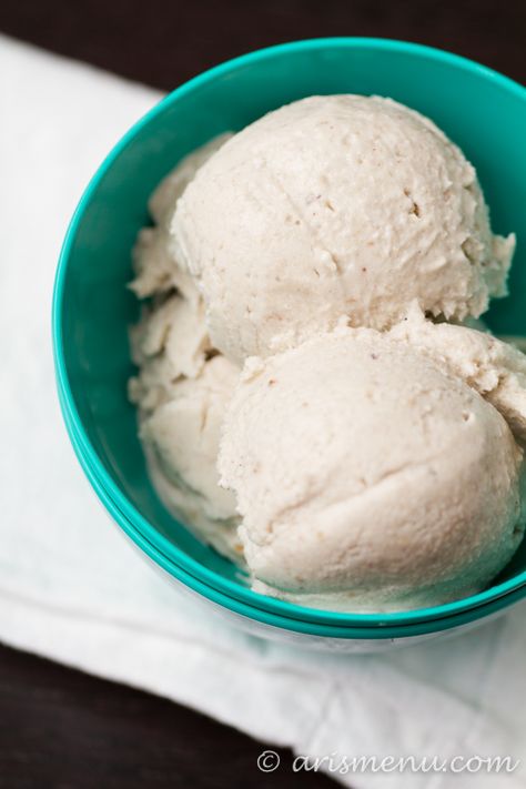 Pecan Biscotti, Ice Cream Vegan, Roasted Banana, Coconut Milk Ice Cream, Coconut Ice, Milk Ice Cream, Keto Ice Cream, Coffee Ice, Banana Ice Cream