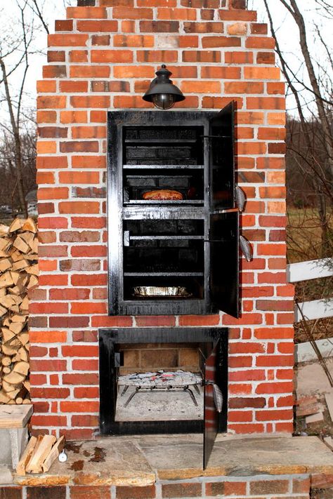 Vertical Brick, Brick Smoker, Backyard Barbecue Party, Bbq Setup, Smoker Designs, Outdoor Smoker, Brick Bbq, Backyard Swings, Outdoor Oven