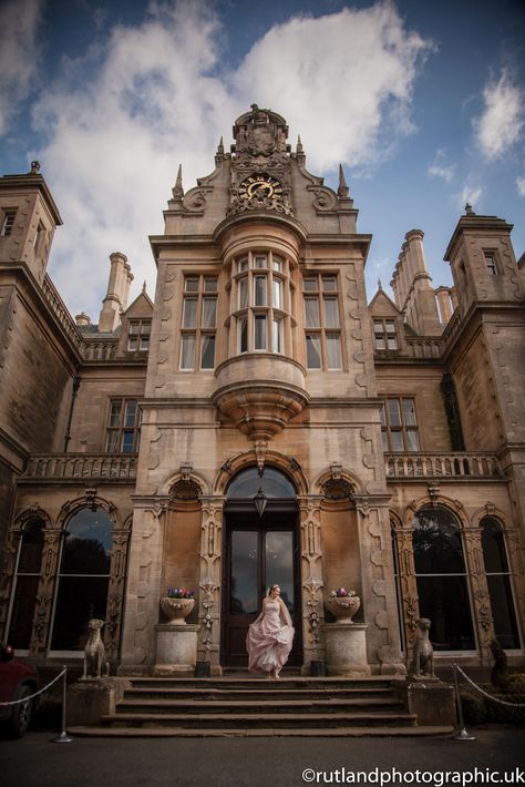 Stoke Rochford Hall Stoke Rochford Hall, Hall Interior, Notre Dame, Wedding Venues, House Styles, Building, Travel