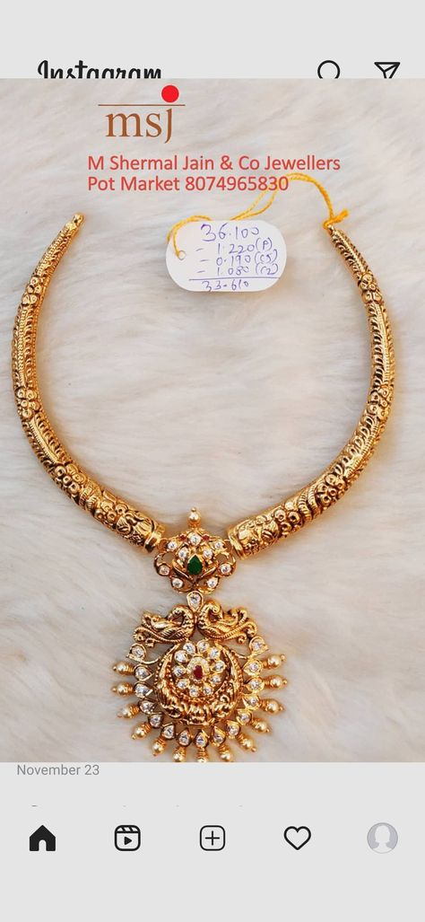 Kanti Necklace Designs Gold, Kante Jewellery, Kanti Necklace Designs, Kante Gold Necklaces, Kanti Designs, Kanti Necklace, Temple Jewelery, Indian Gold Necklace Designs, Antique Necklace Gold