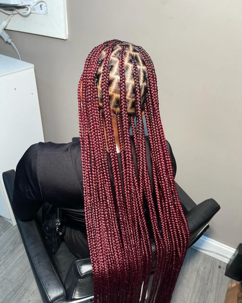 Cute burgundy color & best tucking for the win!!🥇 🌸Are you ready for Octobers Sale? $30 OFF ALL BRAIDS IN OCTOBER💗 🌸Arri’s SchoolHouse and Arri’s Little Braid Book is here! 🎓🎉Ready to learn how do bussdown braids that are FULL and FLAT? Or do you just want to learn a solid parting foundation for any protective style? You’ll learn things like: - tucking color -triangle parts -brick layers -installing bohemian curls -and much more! 🌸Follow @ArrisDollHouse for more🥇 #naturalhair #fyp #knotl... Brick Layer Parting Braids, Bussdown Braids, Burgundy Braids, Bohemian Curls, Triangle Parts, Protective Style, Burgundy Color, Braids, Foundation