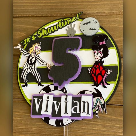 Sandra Roman on Instagram: “BettleJuice cake topper 🎃” Beetlejuice Birthday Party, Beetlejuice Cake, Beetlejuice Birthday, Juice Party, Diy Graduation Cap, Christmas Cake Topper, Cute Birthday Ideas, Christmas Baby Shower, Graduation Diy