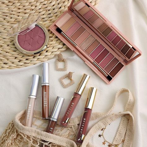 1,432 Me gusta, 10 comentarios - SHEGLAM OFFICIAL (@sheglam_official) en Instagram: "These are a few of our favorite things 🎵 Which one's your top pick? 🌟The BERRY Eyeshadow Palette…" Sheglam Eyeshadow, Berry Eyeshadow, Fancy Makeup, Shein Outfits, I Love Makeup, Love Makeup, Self Improvement Tips, Top Pick, Fashion Wear