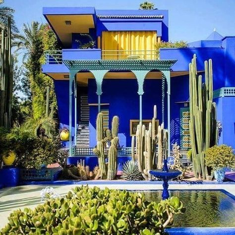 Yves saint laurent garden in marrakech Enchanting Garden, 밈 유머, Marrakech Morocco, Blue House, Oh The Places Youll Go, Dream Destinations, Rotterdam, Marrakech, Places To See