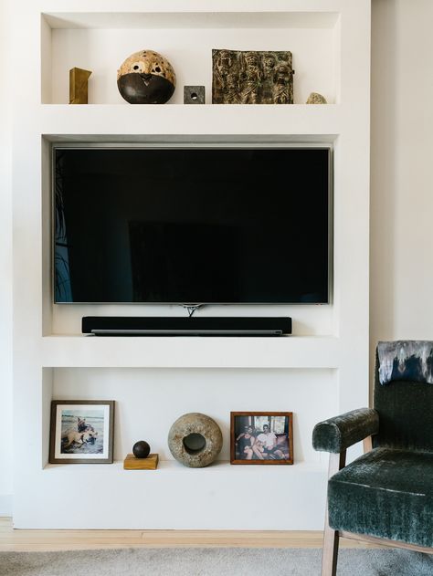 Wall Niche Ideas Living Room Tv, Recessed Wall Mounted Tv Ideas, Tv On Narrow Wall, Tv In The Wall Ideas, Sunken Tv In Wall, Built In Shelves Living Room With Tv Small Spaces, Narrow Tv Wall Ideas, Recess Tv In Wall, Recessed Tv Wall Built Ins