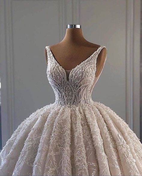 Wedding Ballgown, Wedding Dresses Vintage Princess, Glam Bride, Buy Wedding Dress, Cute Wedding Dress, When I Get Married, Wedding Dresses Satin, Cute Prom Dresses, Fantasy Gowns