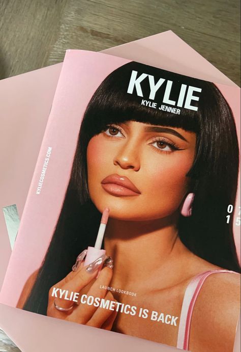 Rare Beauty Event, Kylie Skin Aesthetic, Kylie Cosmetics Photoshoot, Cosmetic Photoshoot, Cosmetics Campaign, Kylie Beauty, Makeup Campaign, Kylie Jenner Cosmetics, Make Up Brand