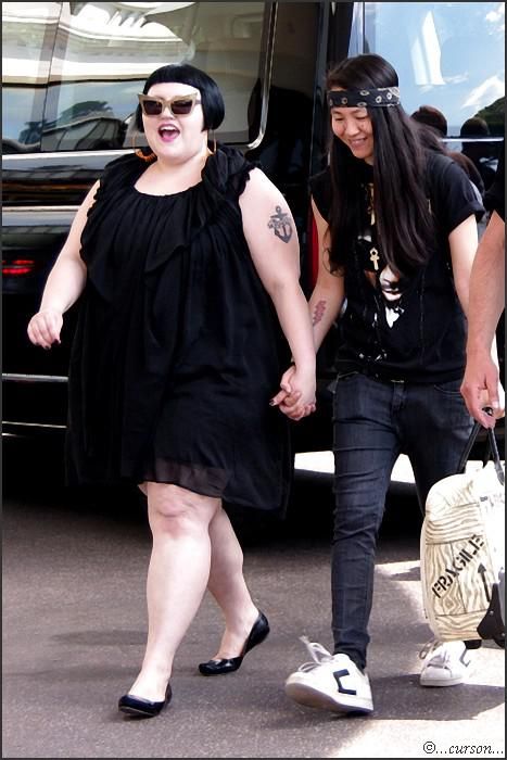 Beth Ditto and her wife Plus Size Alternative Fashion, Plus Size Alternative, Beth Ditto, Normal Body, Love Plus, Plus Size Beauty, Curvy Fashion, Alternative Fashion, Body Positivity