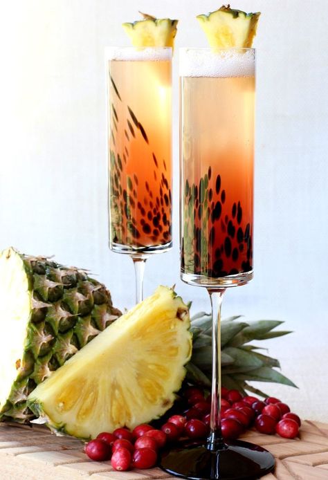 Make this Island Champagne Cocktail for your next happy hour! Brunch Cocktail Recipes, Prosecco Drinks, New Years Eve Drinks, Champagne Recipes Cocktails, Champagne Drinks, Perfect Brunch, Brunch Cocktails, Champagne Cocktail, Christmas Cocktails