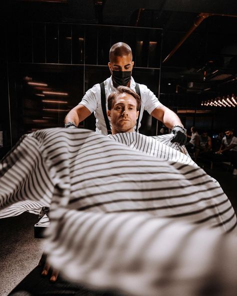 Professional Barber Photos, Barbershop Photoshoot Ideas, Barber Instagram Ideas, Barber Shop Photoshoot, Barber Photoshoot Ideas, Barber Portrait, Barber Shop Photography, Barbershop Photoshoot, Barber Photoshoot