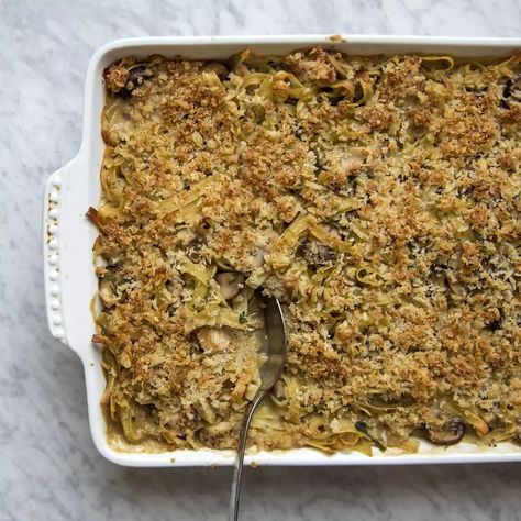 Fennel Gratin, Chicken Tetrazzini Recipes, Baked Pasta Dishes, Celery Recipes, Turkey Tetrazzini, Ottolenghi Recipes, Chicken Tetrazzini, Celery Soup, Yotam Ottolenghi