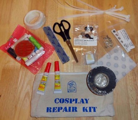 Cosplay repair kit Cosplay Repair Kit, Cosplay Repair Costume, Seamstress Costume, Warhammer Mechanicus, Comicon Outfit, Cosplay Contest, Diy Fantasia, Teen Crafts, Cosplay Idea