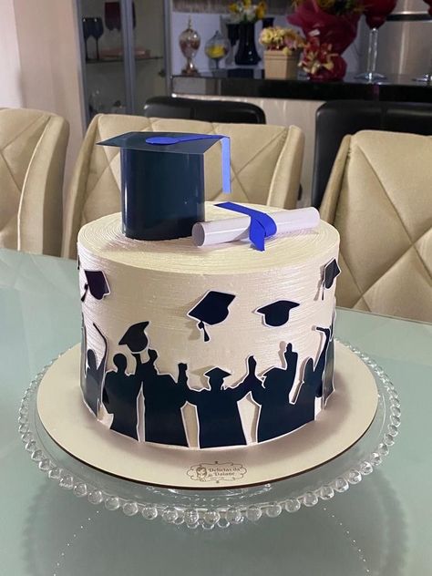 Graduation Cake Aesthetic, Congratulations Graduation Image, Process Portfolio, Graduation Aesthetic, Graduation Images, Graduation Party Cake, Architectural Portfolio, Bolo Minnie, Aesthetic Architecture