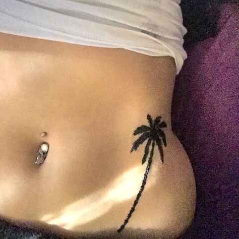 Palm tree tattoo on hip Palm Tree Tattoo Stomach, Tree Tattoo Side, Tattoo On Hip, Tattoo Side, Palm Tattoos, Hip Tattoos Women, Palm Tree Tattoo, Side Tattoos, Hip Tattoo